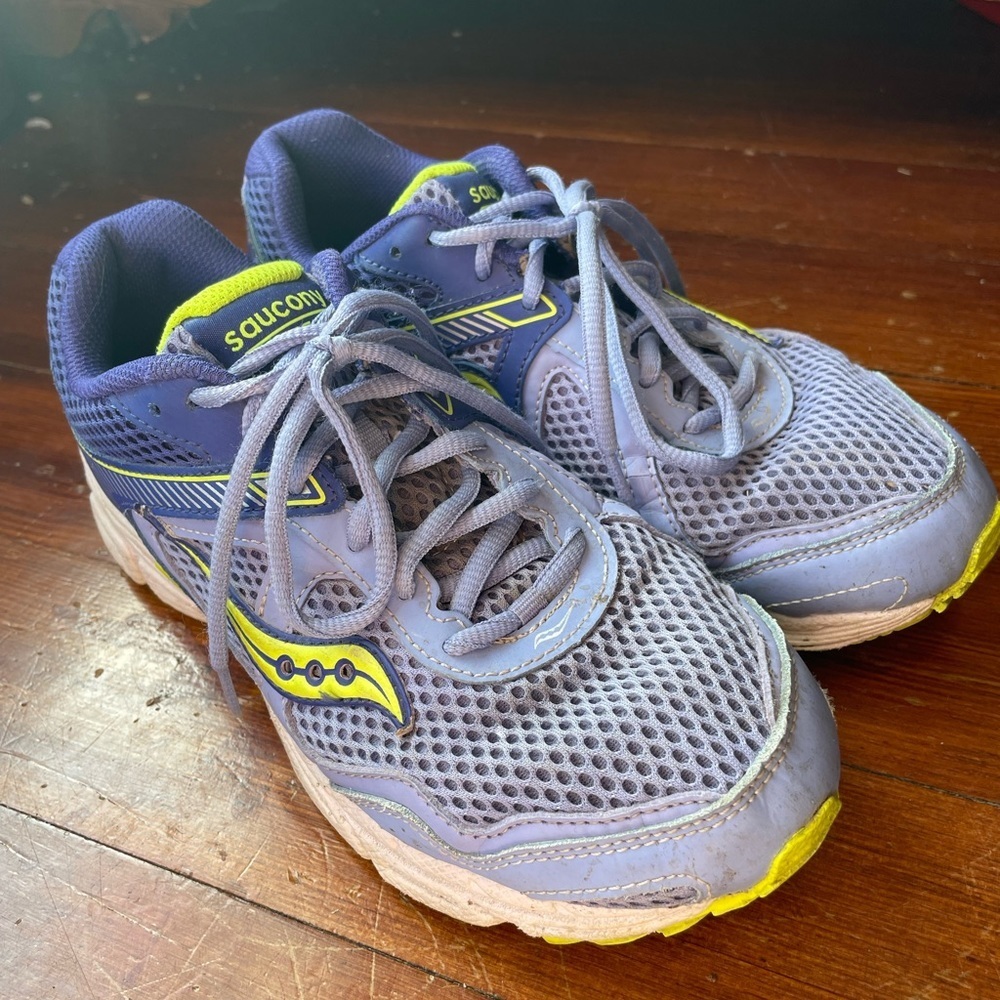 Saucony Cohesion Girls 6M/Womens 7.5